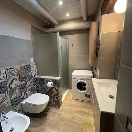 La Rondine Дом отдыха *