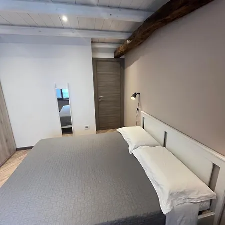 Holiday home La Rondine *